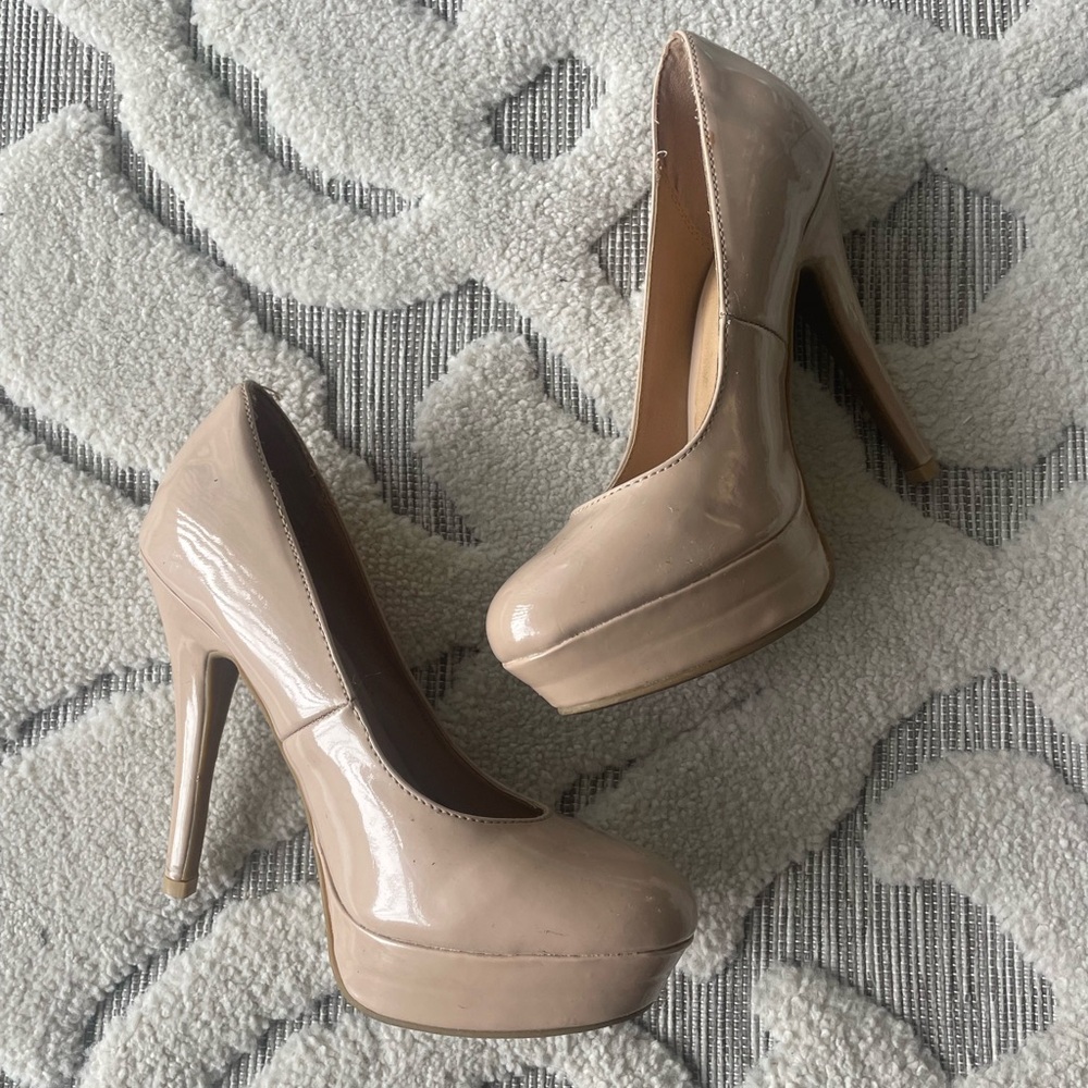 LC Lauren Conrad platform heels